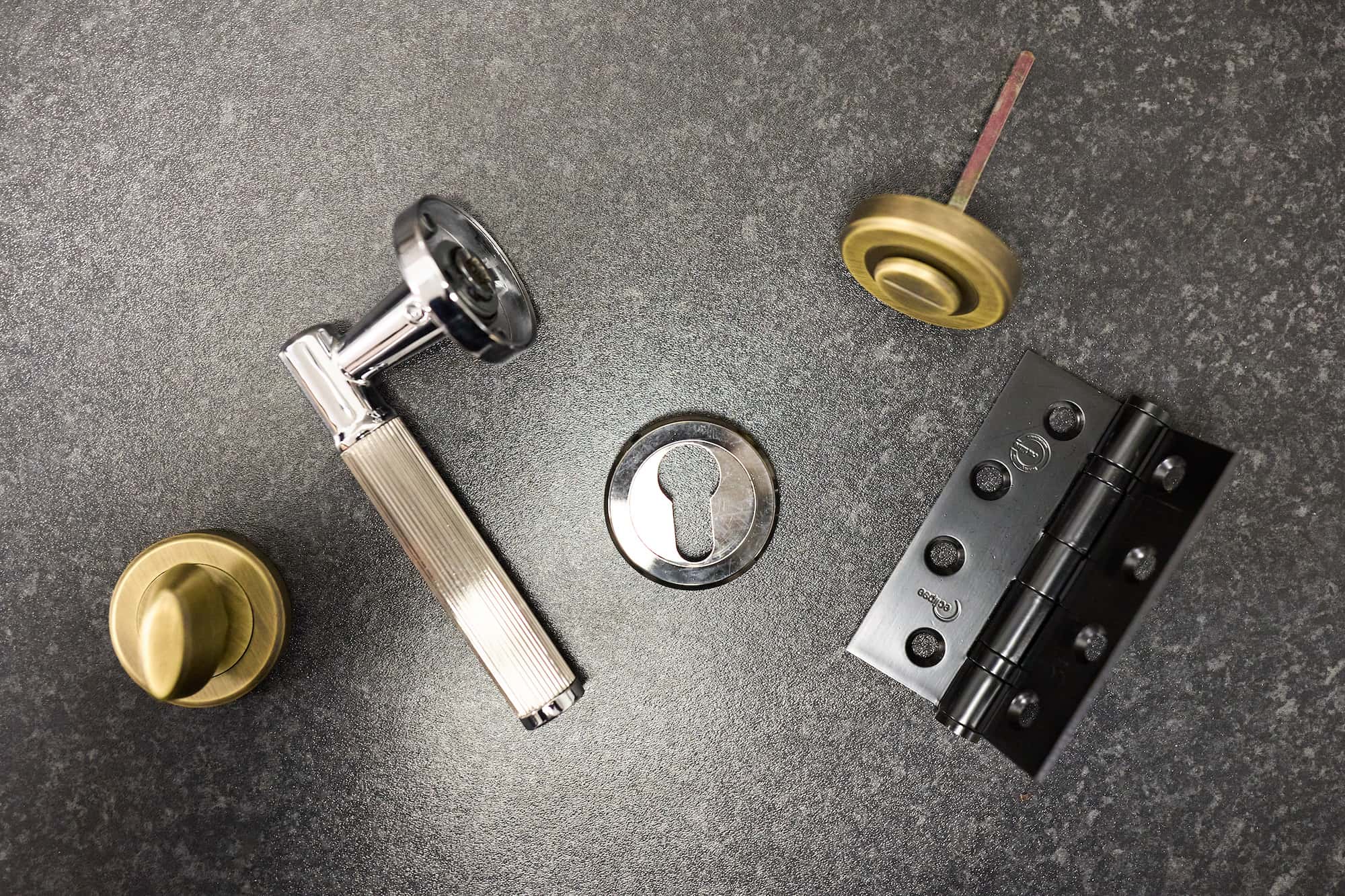 Fixings & Ironmongery