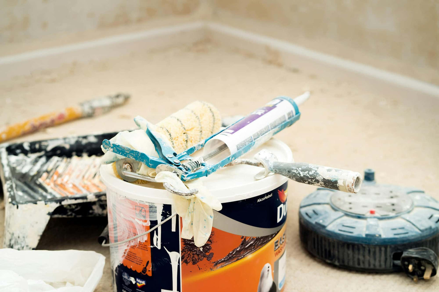 Decorating & Tiling