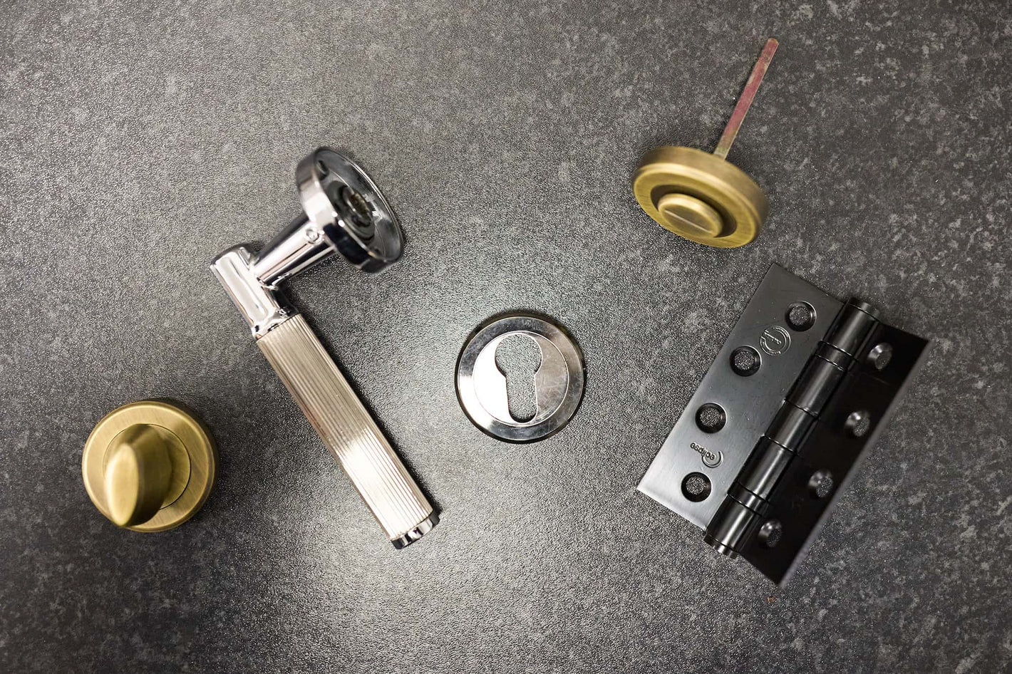 Fixings & Ironmongery