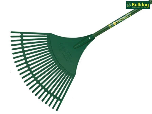 Bulldog Evergreen Plastic Leaf Rake Aluminium Shaft BUL7128