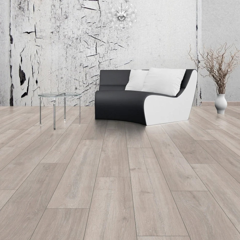 Krono Original Eurohome Vario+ Rockford Oak 12mm Laminate Flooring  1.51m2/box